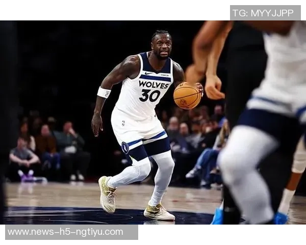 芬奇称赞兰德尔创造投篮机会里德默默奉献干脏活累活